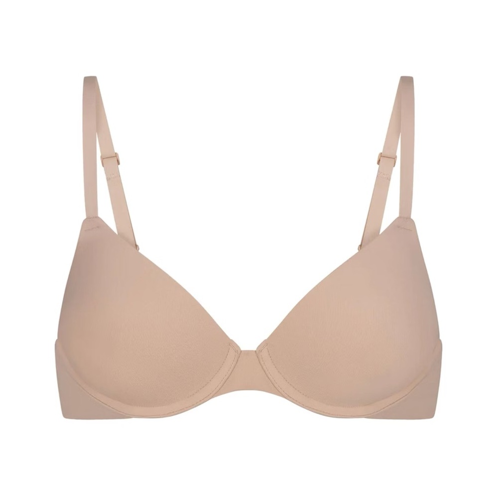 SKIMS MICA FITS EVERYBODY T SHIRT BRA available in 32DD and 32DDDD